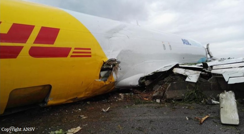 Crash of a Boeing 737-476 in Bergamo | Bureau of Aircraft Accidents ...