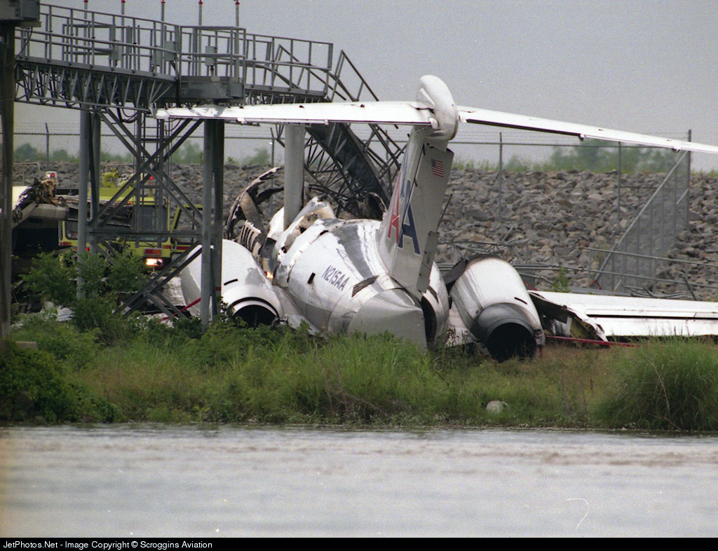 Crash of a McDonnell Douglas MD82 in Little Rock 11 killed Bureau