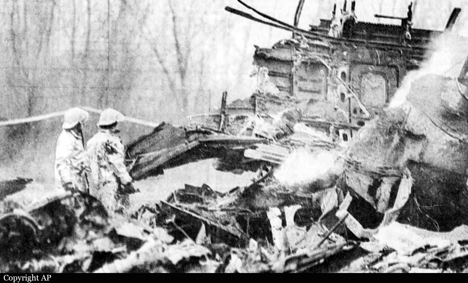 Crash of a Douglas DC-8-54F in Detroit: 3 killed | Bureau of