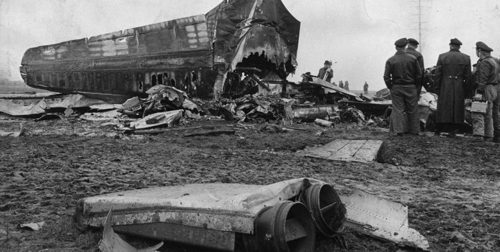 Crash of a Convair CV-440-0 Metropolitan in Bremen: 46 killed | Bureau ...
