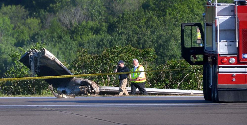 Crash of a Short 330-200 in Charleston: 2 killed | Bureau of