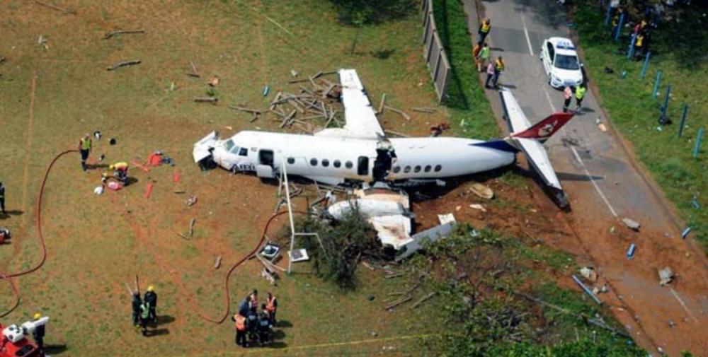Crash of a Bae 4121 Jetstream 41 in Durban: 1 killed | Bureau of ...